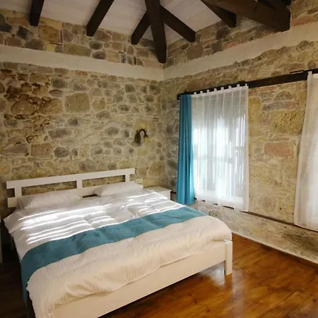 Homeros Butik * Dikili