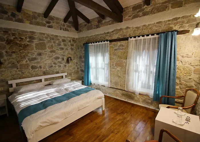 Homeros Butik Dikili