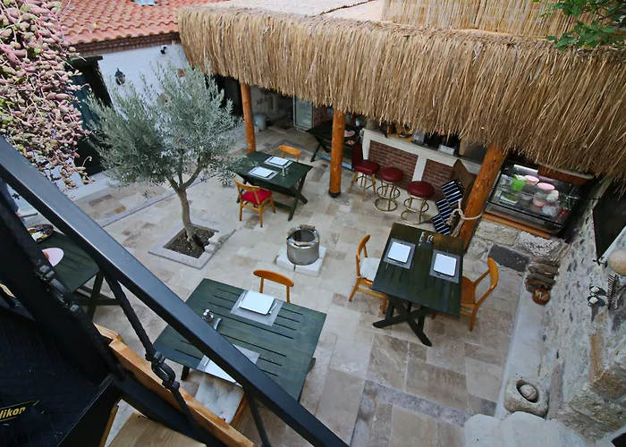 Homeros Butik Dikili